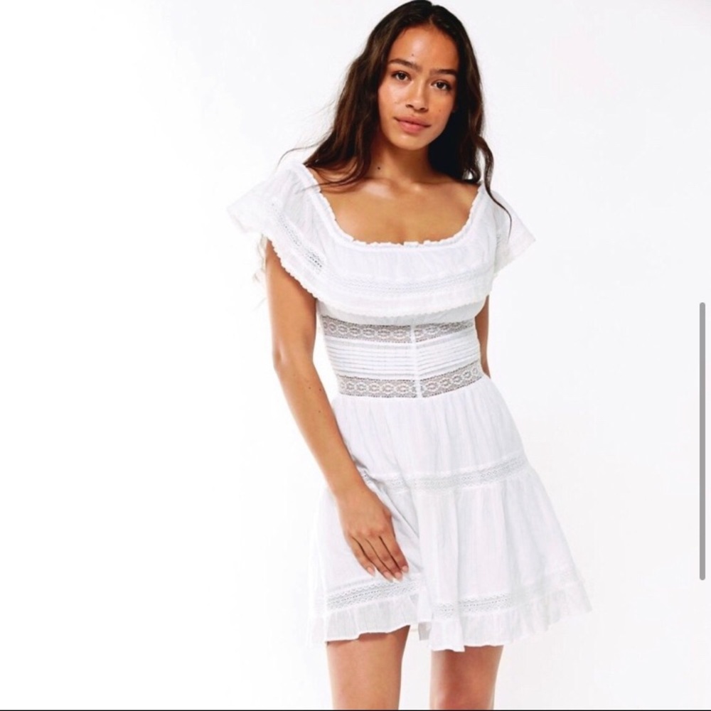 NWT - Rahi Desert Emma Ruffle Lace Inset Mini Dress